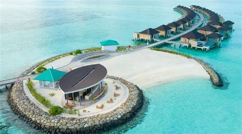 Madifushi Private Island Resort | LuxuryHolidays.co.uk