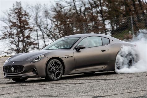 Review: The 2024 Electric Maserati GranTurismo Folgore - InsideHook