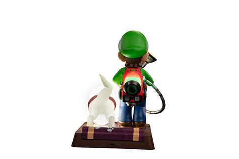 Luigi's Mansion 3 - Luigi & Polterpup 9'' PVC Painted Statue (F4F) Collector's Edition ...