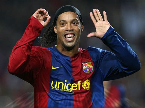 Ronaldinho Famous Brazilian Footballer | Sports News
