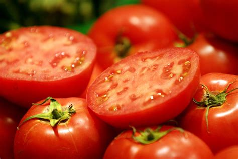 Lycopene Benefits & Foods You Need to Know About