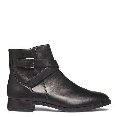 Leather Ankle Boots Black Leather Clarks - Women | Place des Tendances