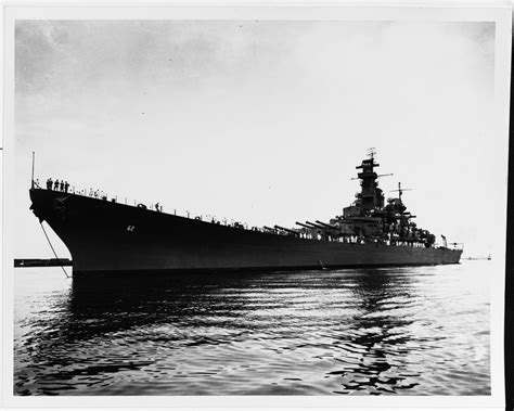 USS New Jersey (BB-62) off the Philadelphia Navy Yard, circa May 1943 ...