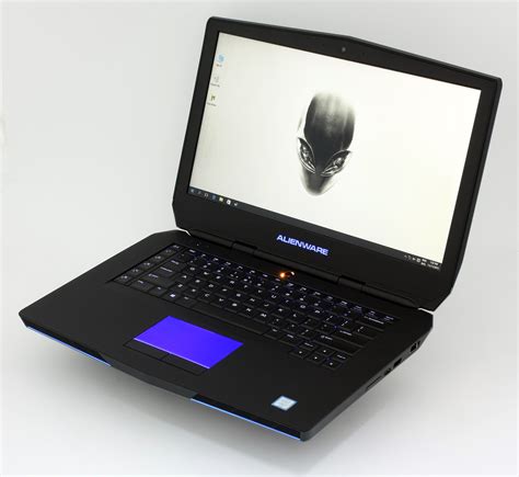 Alienware 15 (R2, Late 2015) review – pushing the boundaries of the 15-inch form factor