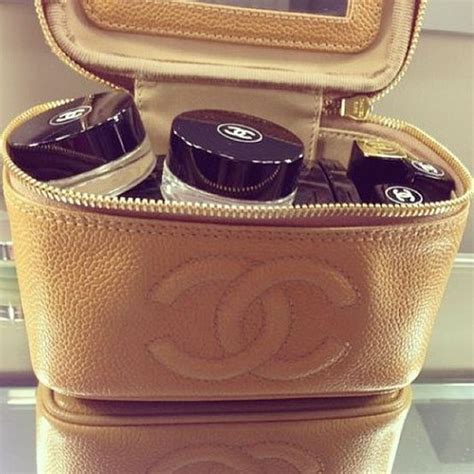 Chanel makeup bag, Chanel and Makeup bags on Pinterest