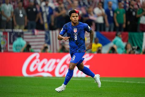 World Cup 2022: Weston McKennie's sensational gesture with a young ...