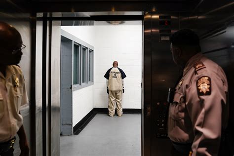 New Fulton County sheriff plans to hire deputies, fix up notorious jail