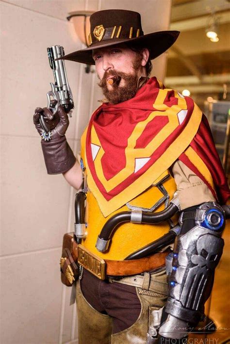 11 Best McCree Cosplays on the Internet | GAMERS DECIDE