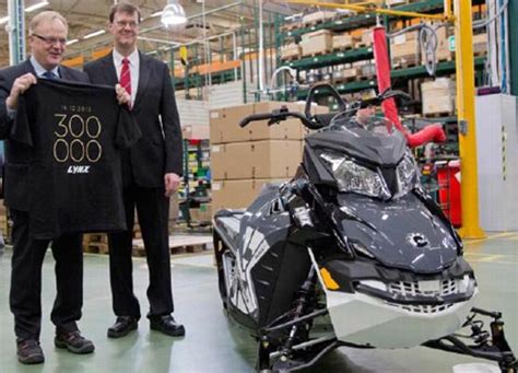 BRP produces 300,000th Lynx snowmobile - SledMagazine.com