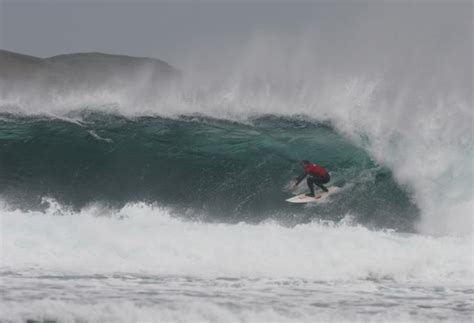 Spencer Hargraves surfing at Thurso : Surfing Pictures