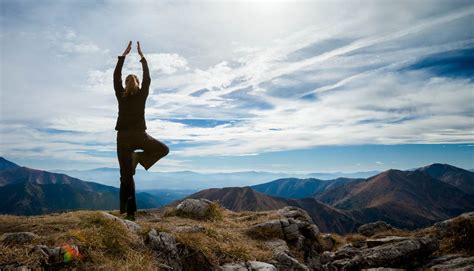 yoga-mountain-tree-pose-one-yoga | One Yoga Global