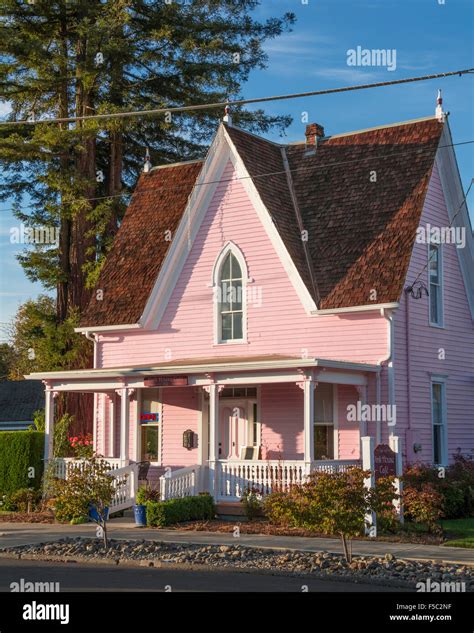 The Pink House Cafe in Independence, Oregon Stock Photo - Alamy