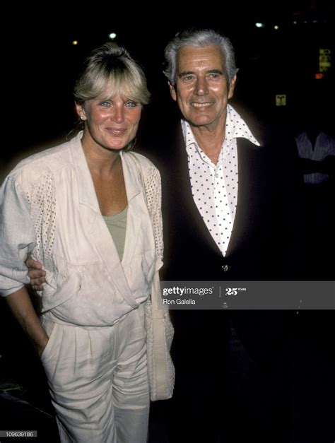 News Photo : Linda Evans and John Forsythe during Linda Evans... Harry Hamlin, Frankie Avalon ...