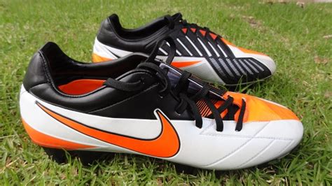 Nike T90 Laser IV Review - Soccer Cleats 101