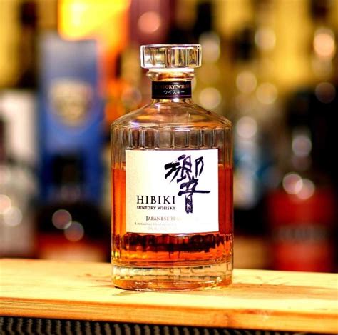 Hibiki Harmony Review - A Unique Japanese Blend