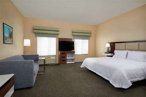 Hampton Inn & Suites Surprise, AZ - See Discounts