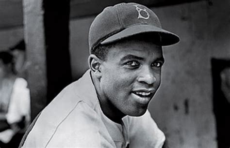 Jackie Robinson - Biography and Facts