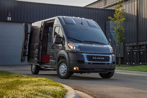 2022 Ram ProMaster Arrives With Versatile Crew Van Option | CarBuzz