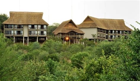 Luxurious Safari Lodge Zimbabwe | All Inclusive Cabins Zimbabwe