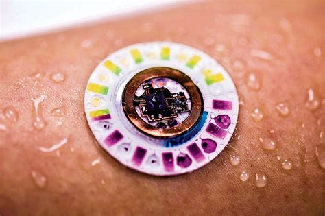 Wearable sensor monitors biomarkers without needing a battery