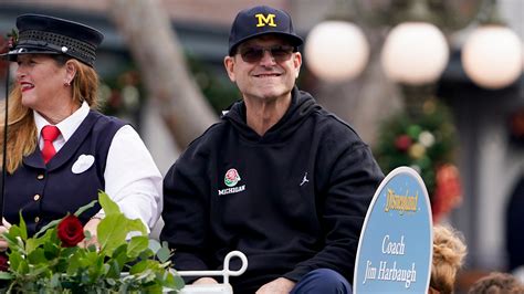 Jim Harbaugh dodges NFL questions, focused on Michigan in Rose Bowl