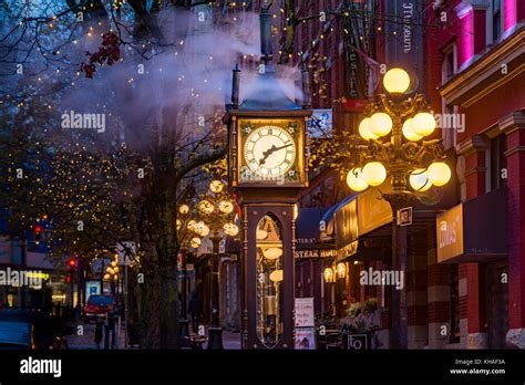 Gastown steam clock, vancouver hi-res stock photography and images - Alamy