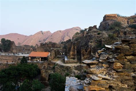 Takht-i-Bahi | 2100 Year Old Buddhist Monastery In Pakistan | Rising ...