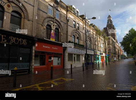 Newport gwent hi-res stock photography and images - Alamy