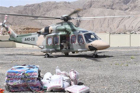 Royal Oman Police airlifts emergency supplies - Times of Oman