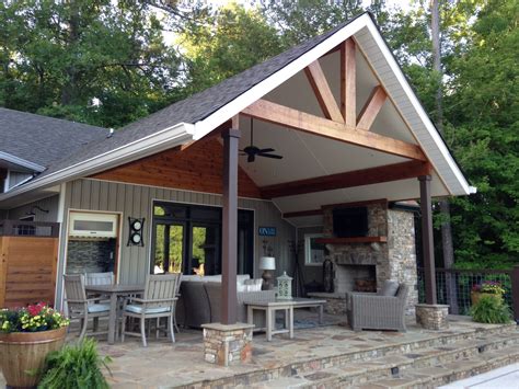 Pin by Emily Martin on Construction Ideas | House with porch, Pole barn homes, Barn house plans