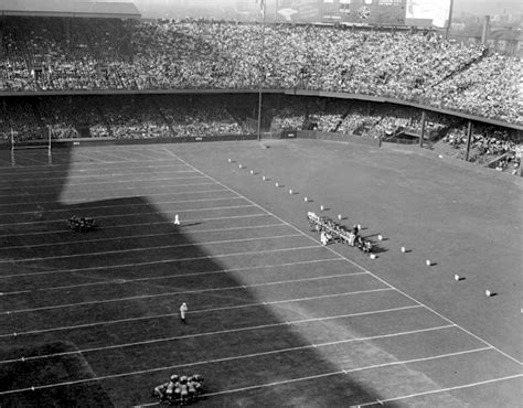 D Mindy Rivera: Detroit Lions Stadium History