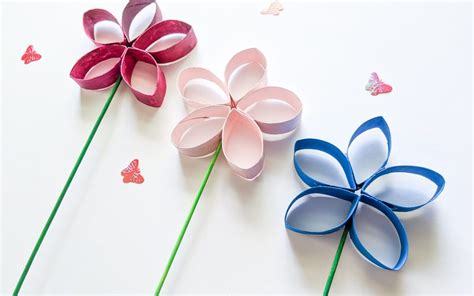 Easy Flowers from Toilet Paper Rolls - Jennie Masterson