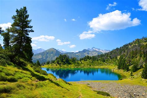 Les 10 randonnées incontournables des Pyrénées - À la découverte des ...