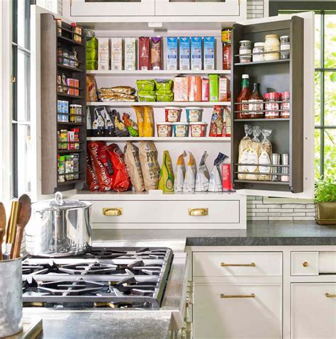 How To Organize Upper Kitchen Cabinets | www.cintronbeveragegroup.com