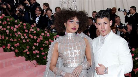 Nick Jonas & Priyanka Chopra Met Gala 2019 | StyleCaster