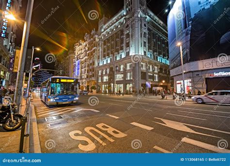 Nightlife in the Streets of Downtown Madrid Editorial Image - Image of passers, streets: 113068165