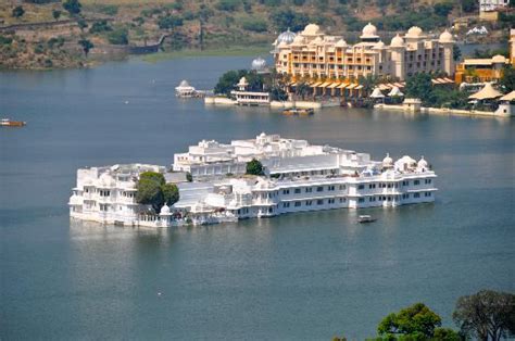 Taj Lake Palace Udairpur, INDIA | Found The World