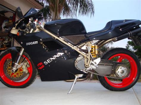 1998 Ducati 916 Senna - Moto.ZombDrive.COM