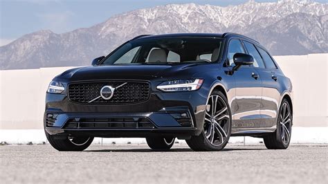 2021 Volvo V90 Buyer's Guide: Reviews, Specs, Comparisons