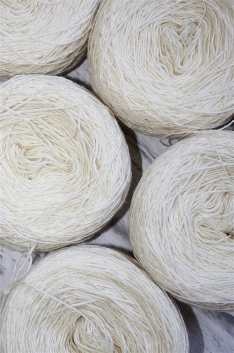 Undyed Yarn Wool for Dyeing 4 Ply Yarn Knitters Gift - Etsy