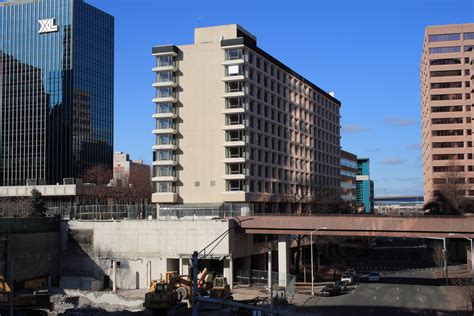 File:Clarion Hotel building in Hartford, Connecticut 2, 2010-02-20.jpg - Wikimedia Commons