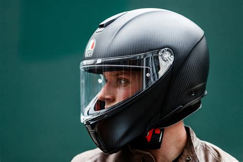 3 Motorcycle Helmets with Excellent Periphery Vision