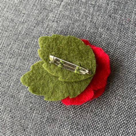 Felt Poppy Brooch | Felt