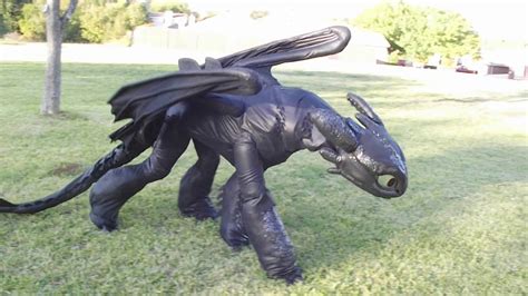 Toothless costume overview - YouTube