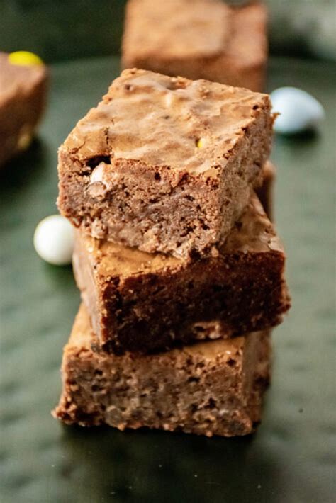 Mini Easter Egg Brownies Recipe - Its a Hero