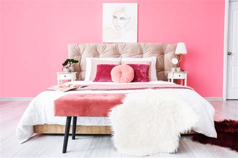 5 Bold Bedroom Decor Ideas Using Eclecticism - Faded Spring