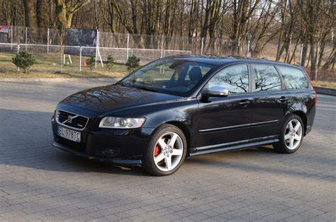 VOLVO V50 R-Design 2.0D 136KM - 7255199943 - oficjalne archiwum allegro