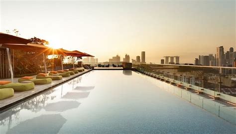 10 Singapore Hotels With Infinity Pools Just As Beautiful As MBS... But ...