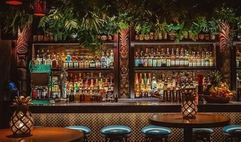 Cosy Down At River North's Tiki Speakeasy • Three Dots And A Dash