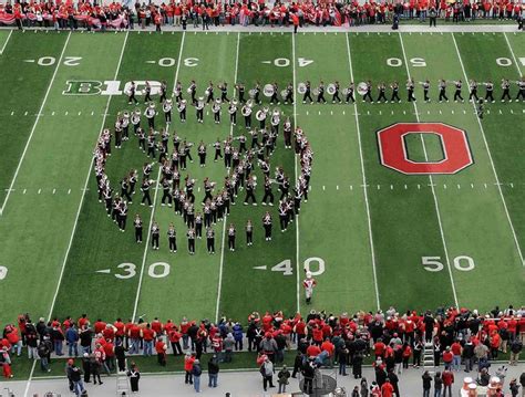 Ohio State Crowd Quiets Down As Marching Band Forms Pentagram